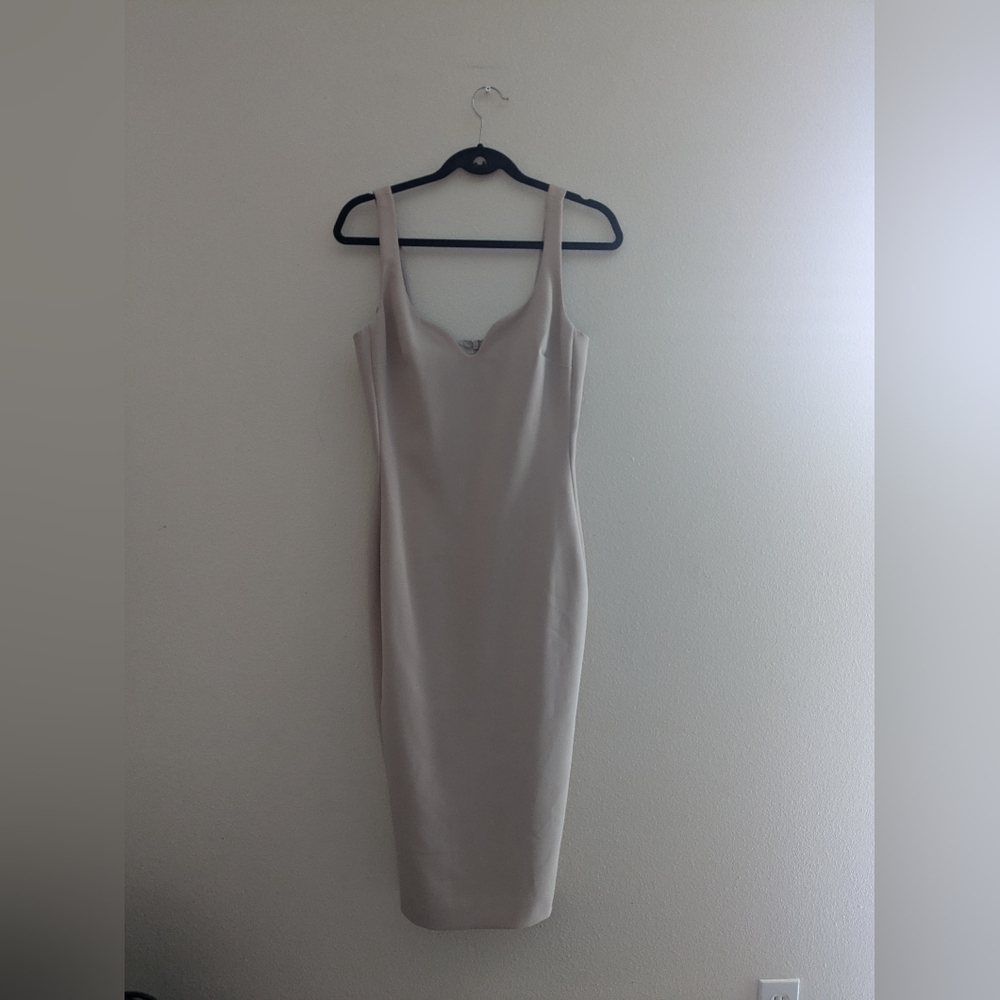 Elizabeth and James neutral dress size 6
